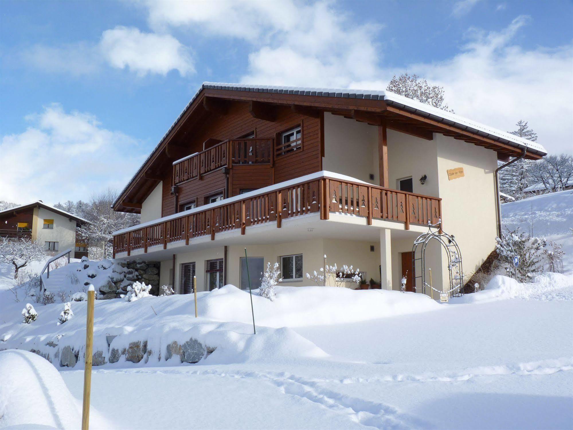 Chalet Des Alpes Bed and Breakfast Crans-Montana Eksteriør billede